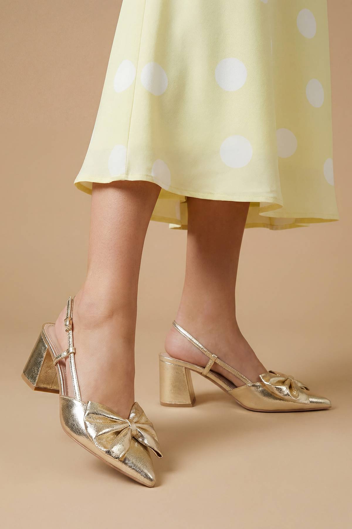 Oasis Chaussures Dorinda à Talon Bloc avec Nœud et Bride Arrière en synthétique Métallisé