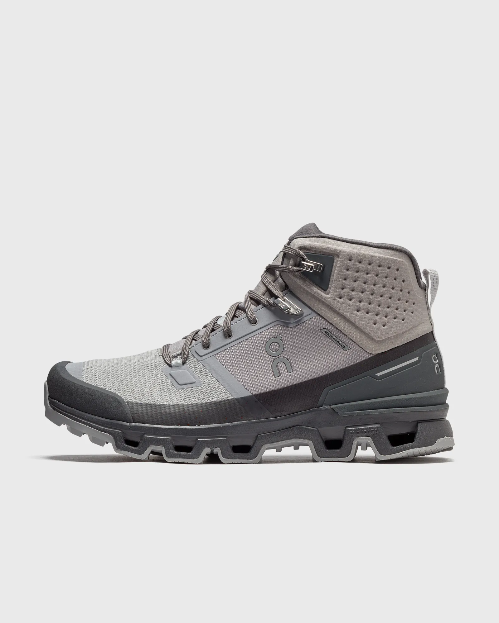 ON Cloudrock Waterproof 2 M