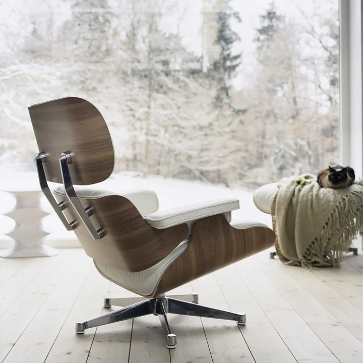 Vitra - Lounge Chair & Ottoman, schwarz, Nussbaum dunkel, Nubia, anthrazit / schwarz (neue Masse)