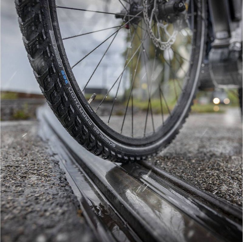 Buitenband Schwalbe Marathon 365 GreenGuard 28 x/ 37 622mm zwart met reflectie