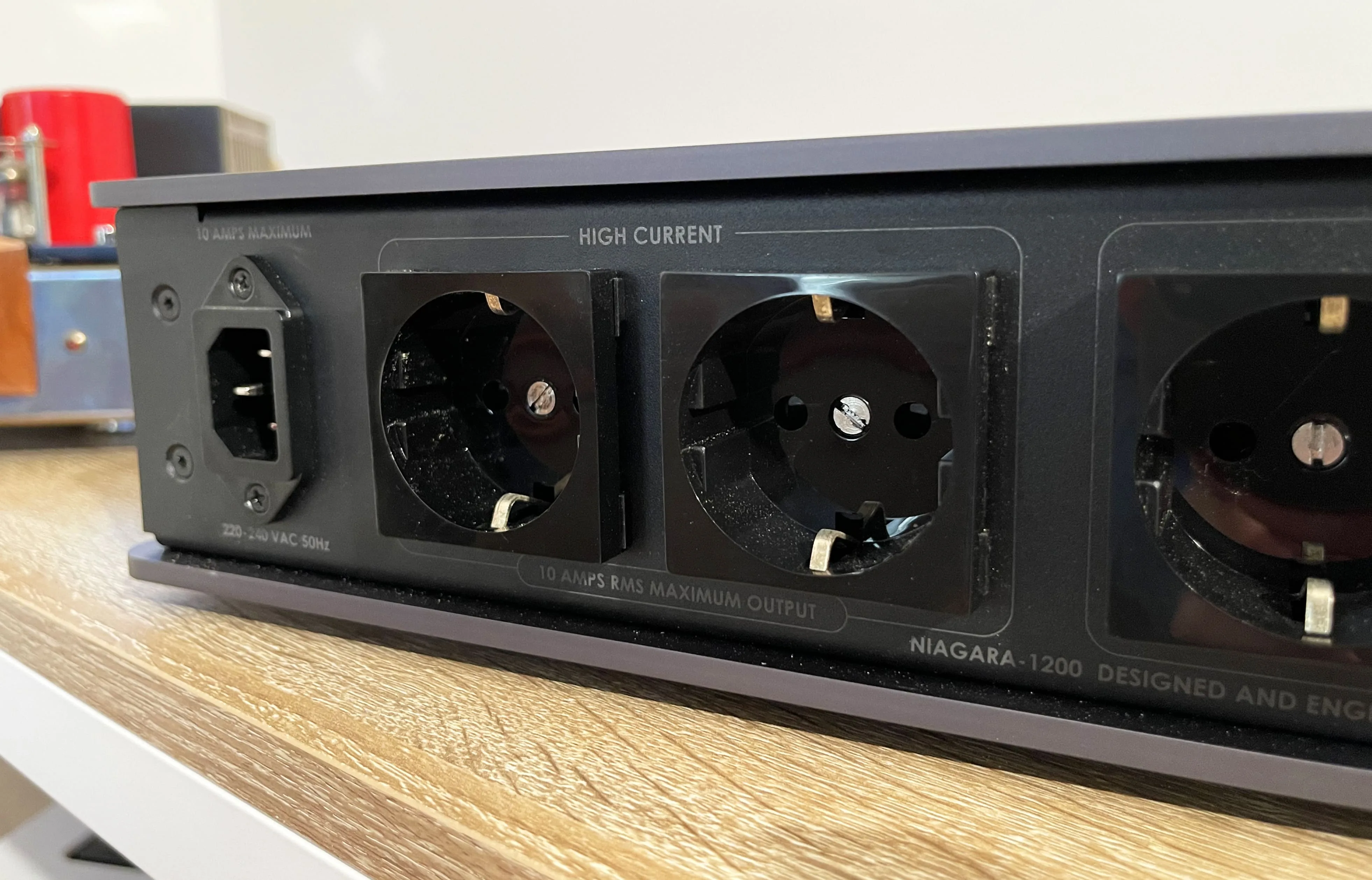 Audioquest Niagara 1200   NRG-Y3 (2 m) Conditionneurs secteur