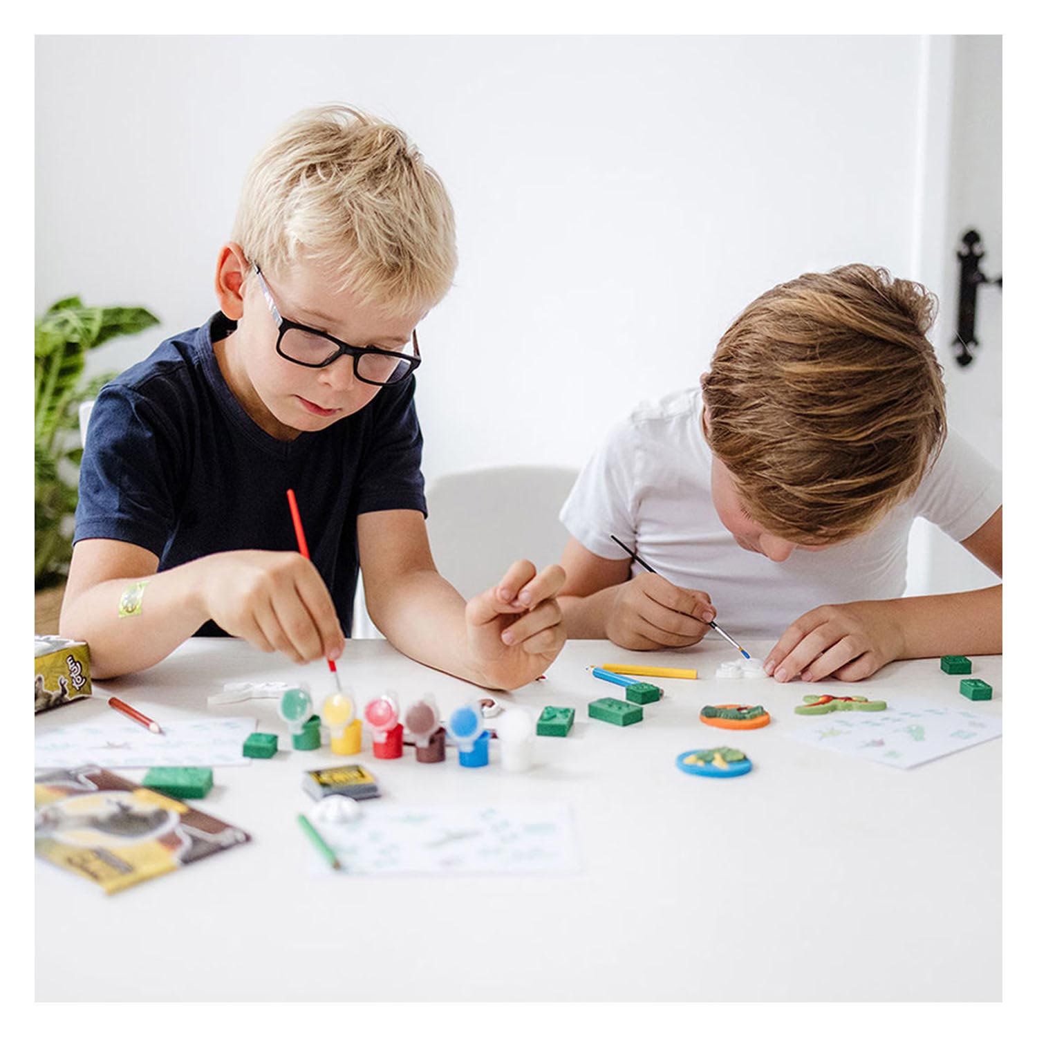 Totum Dino Forever - 2in1 Gips en Kleur Creativity Set