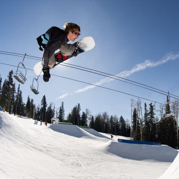 Planche de snowboard GNU C MONEY