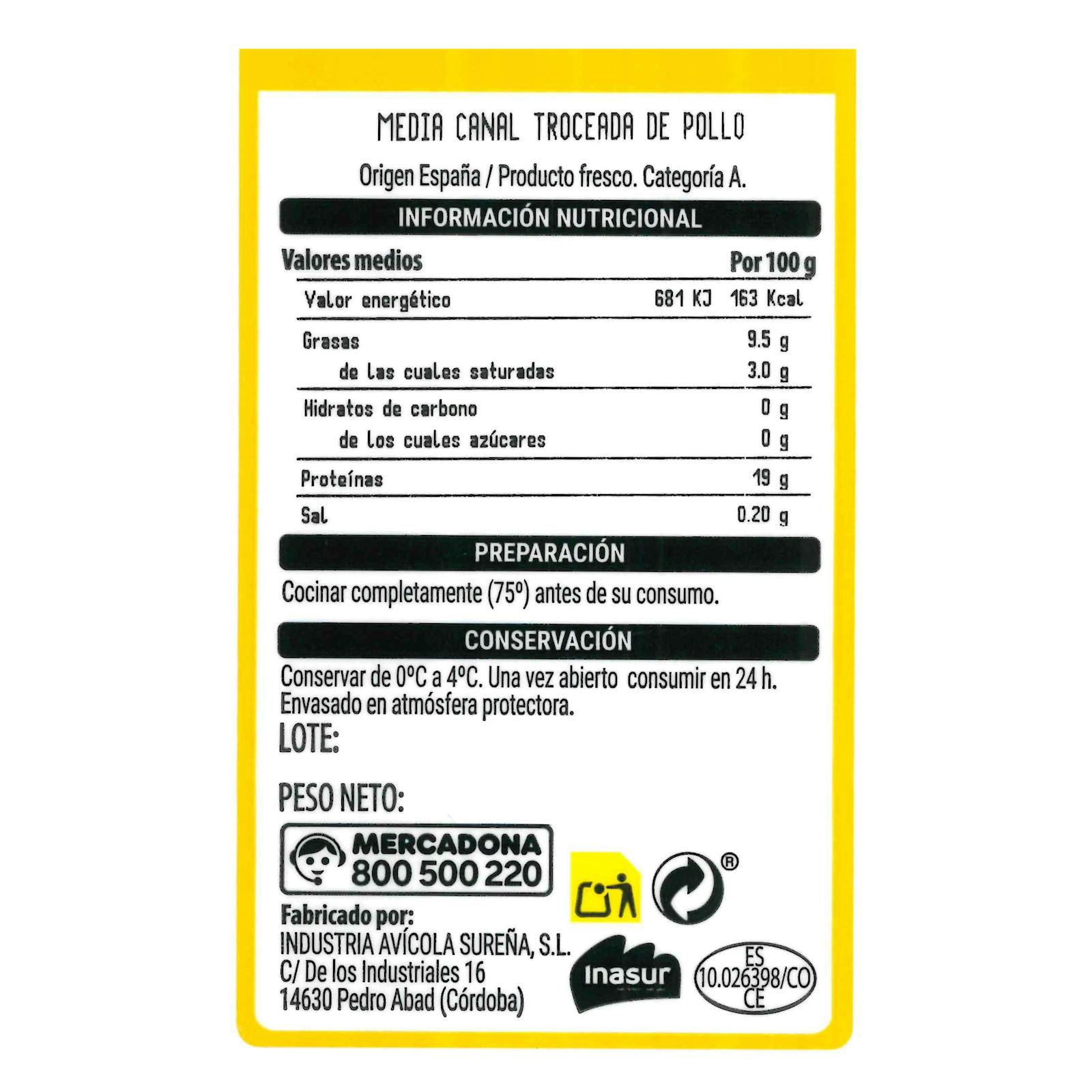 Un demi-poulet haché