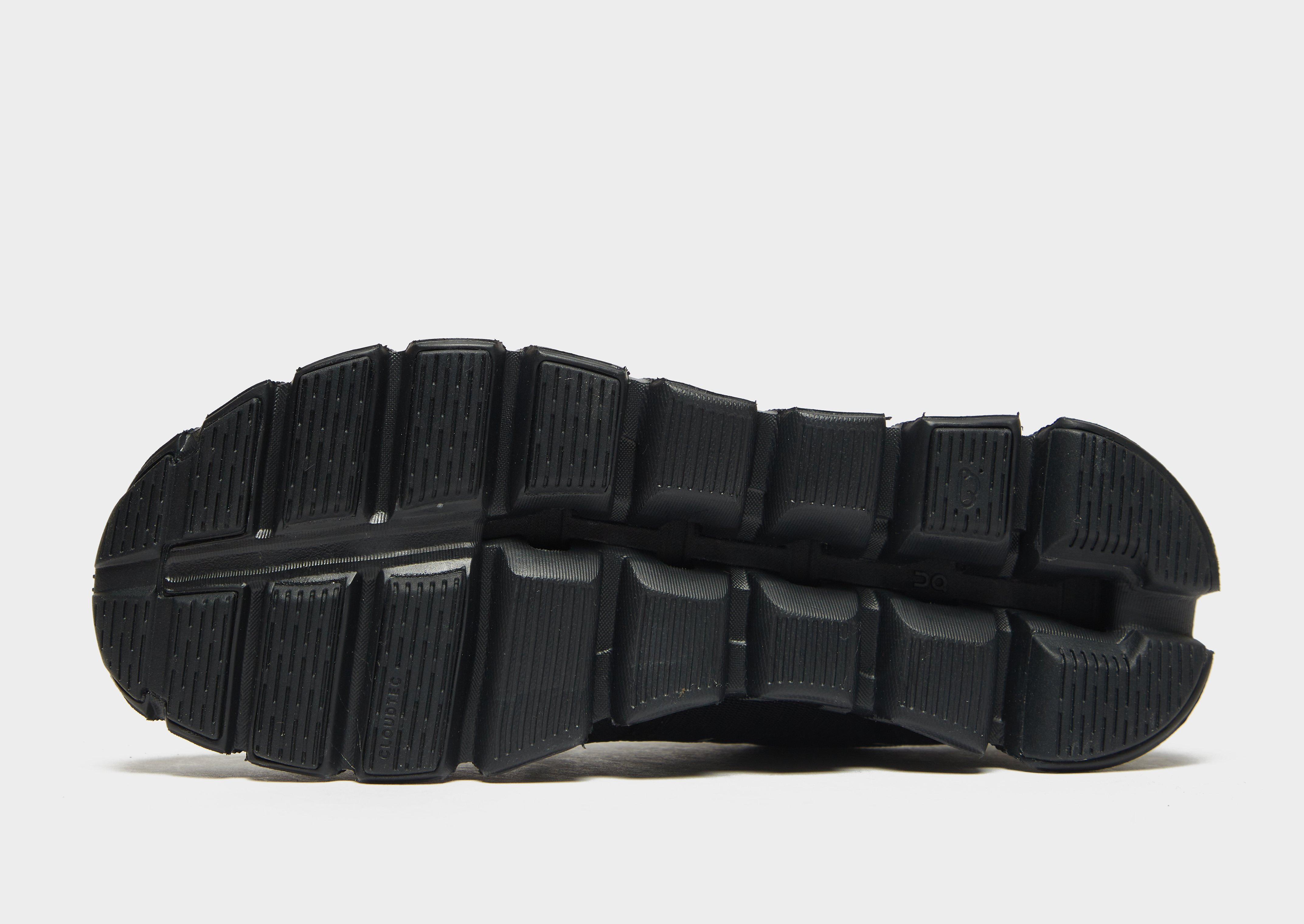On Running Cloud 5 Waterproof Femme