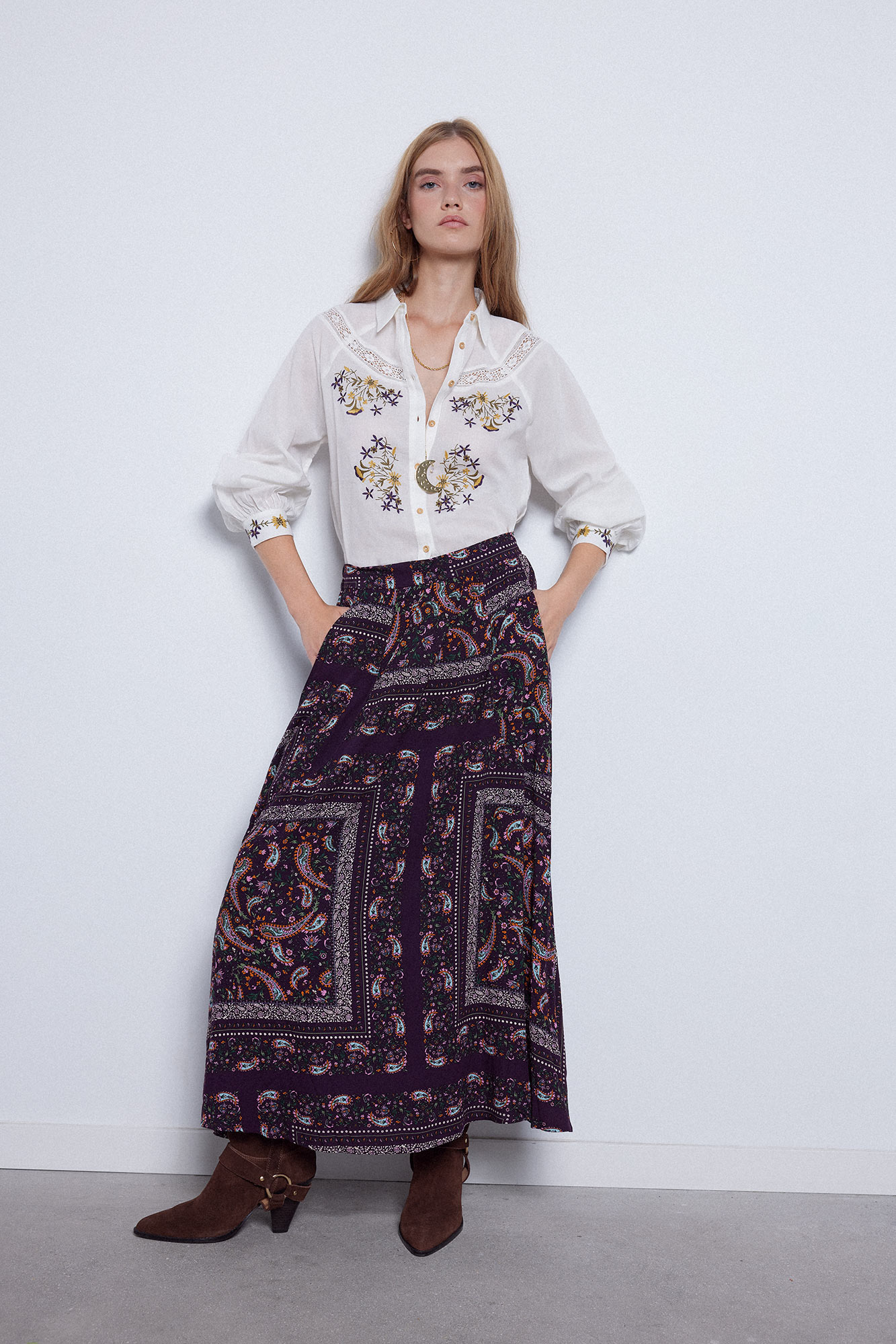 Saia midi estampada