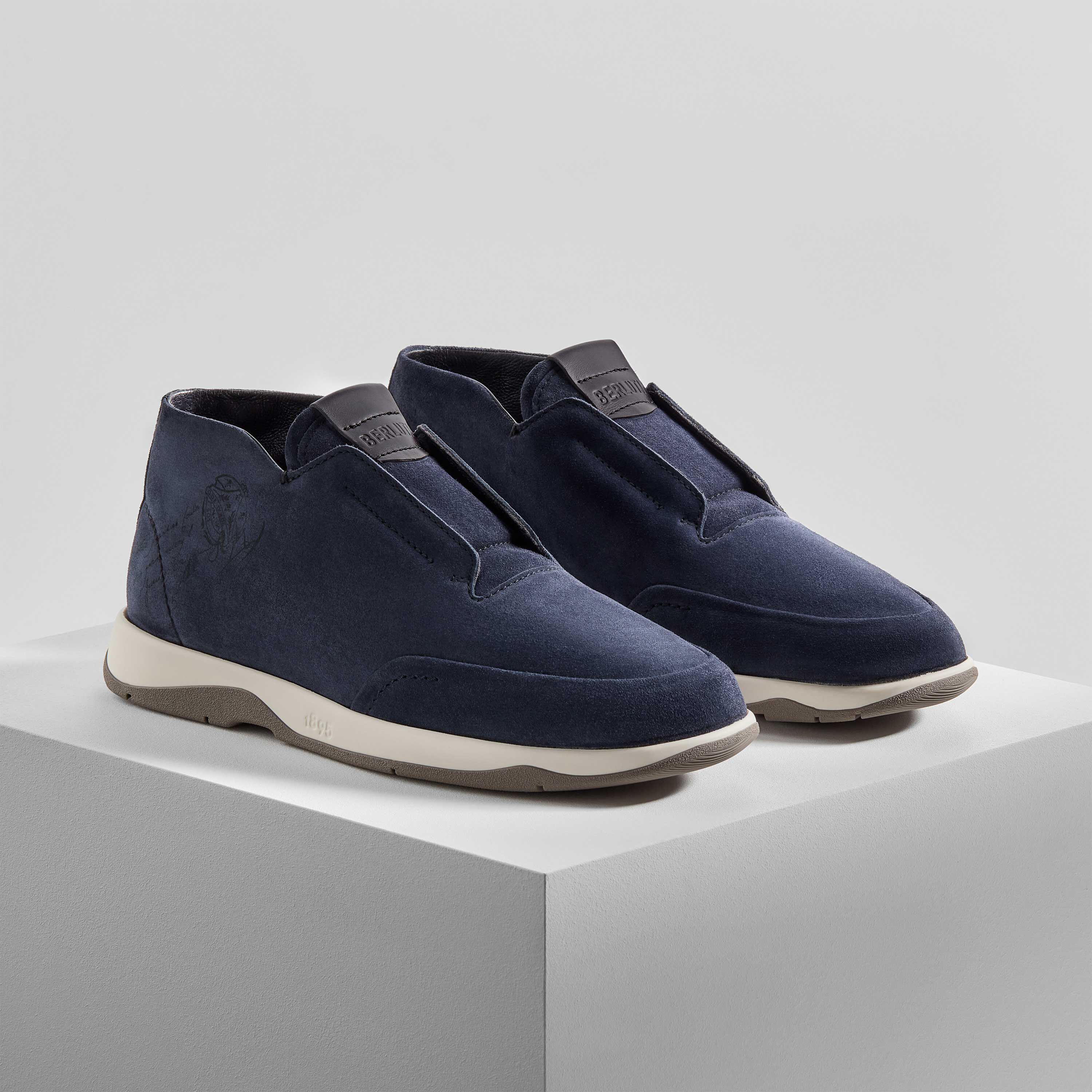 Slip On Échappee En Suède Scritto
