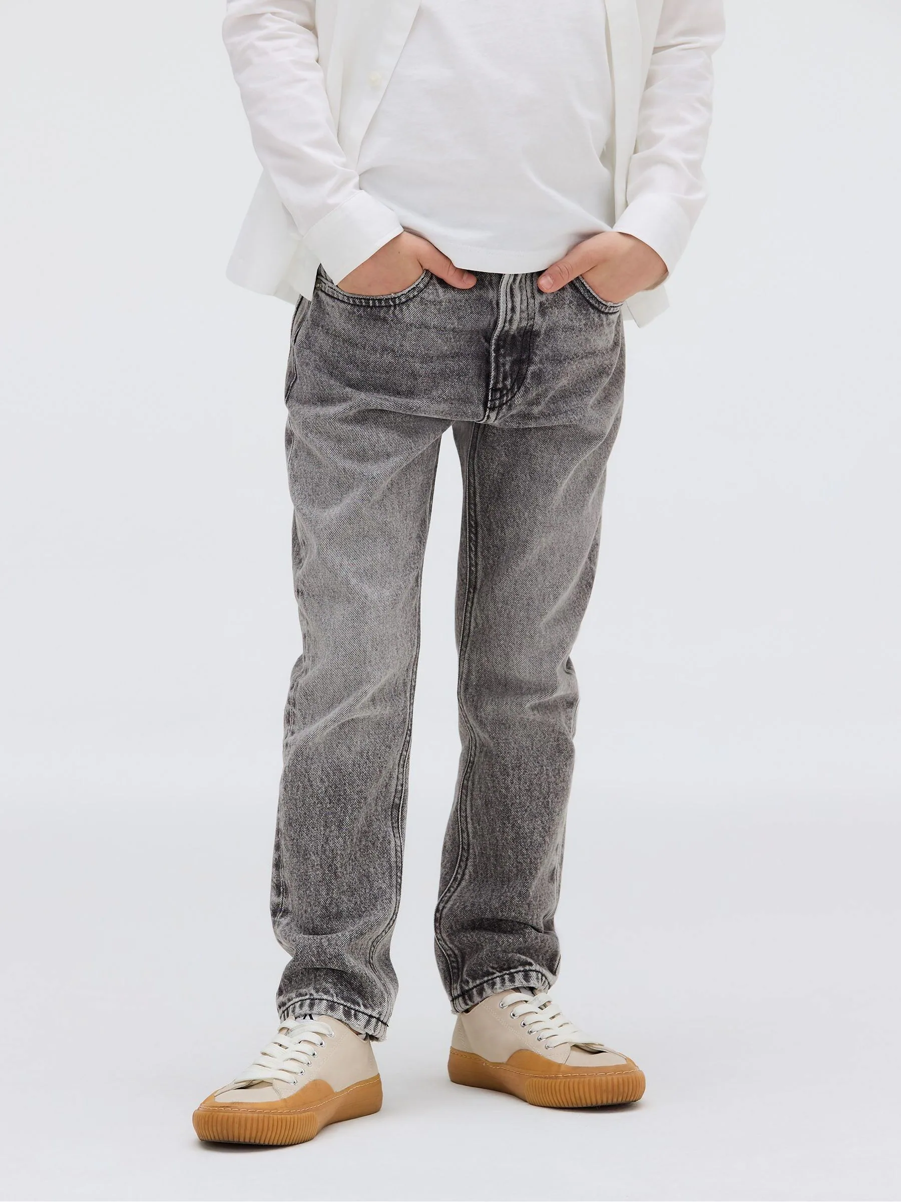 Calvin Klein Dad Washed Modern Jeans
