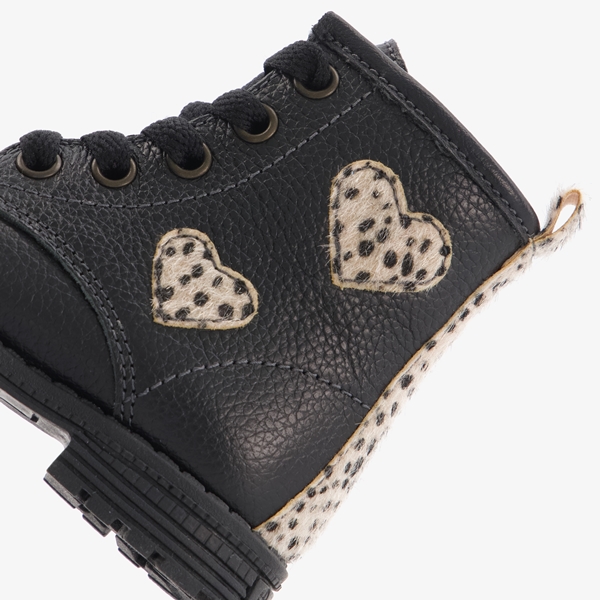 Braqeez leren meisjes veterboots zwart met hartjes