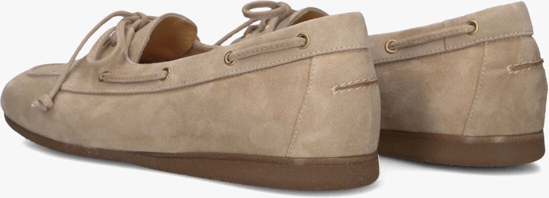 beige truman's instappers 4117