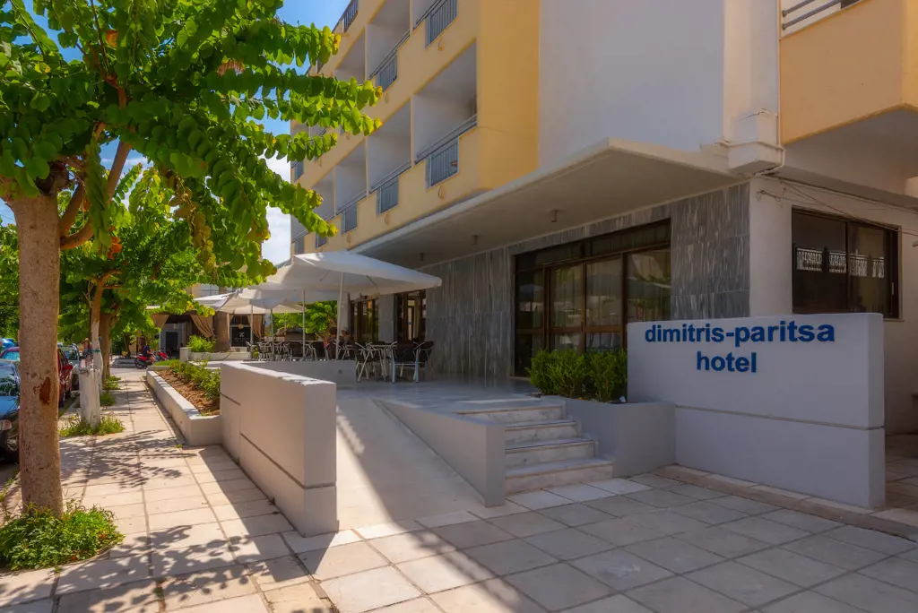 Dimitris Paritsa Logies en ontbijt - Hotel