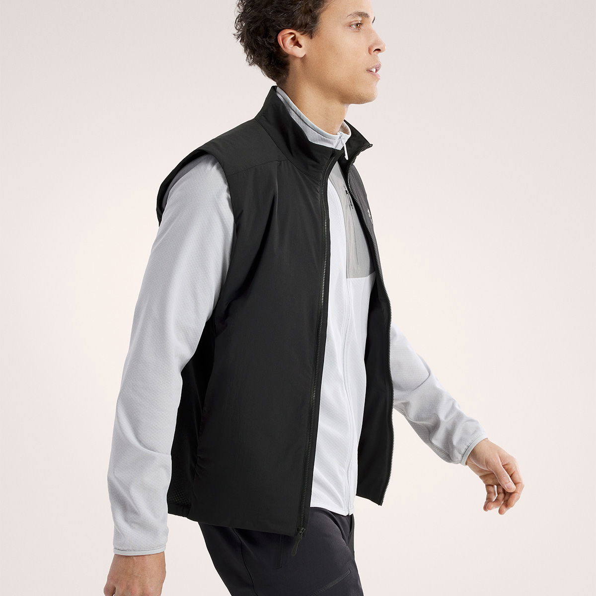 Arc'teryx Atom Vest, herre (Black) - Spejder Sport