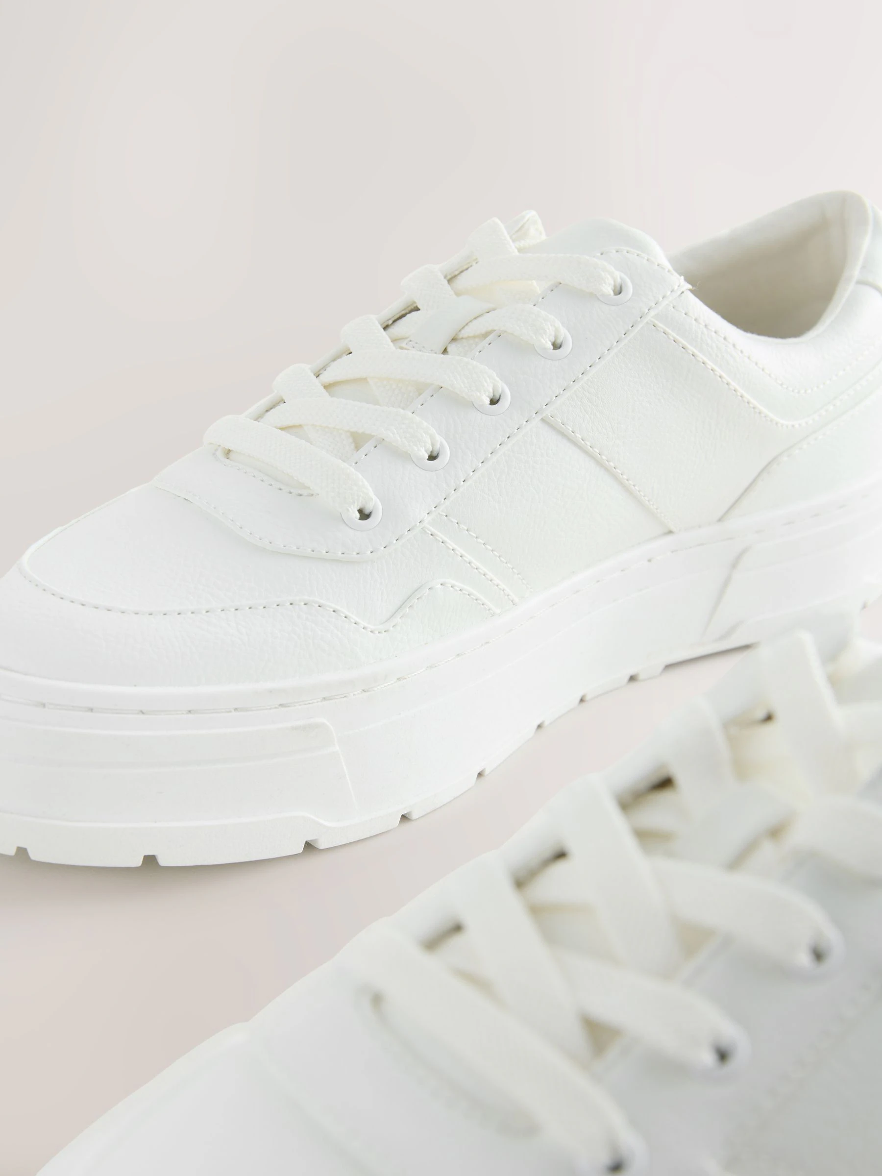 Wit - Cleat Chunky sneakers met vetersluiting
