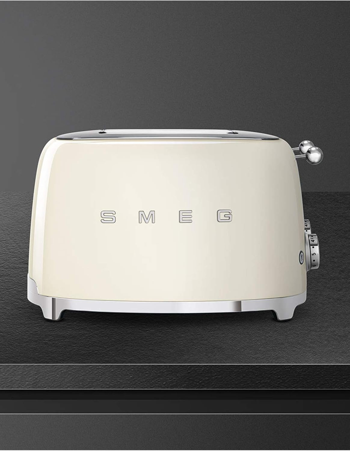 Smeg, 4x4 TSF03CREU -Toaster, 4 Schlitze für 4 Scheiben, 6 Vergoldungsniveaus, Heizfunktion, Abtau- und Bagel- Funktion, Sammelschublade, 2000W, Creme