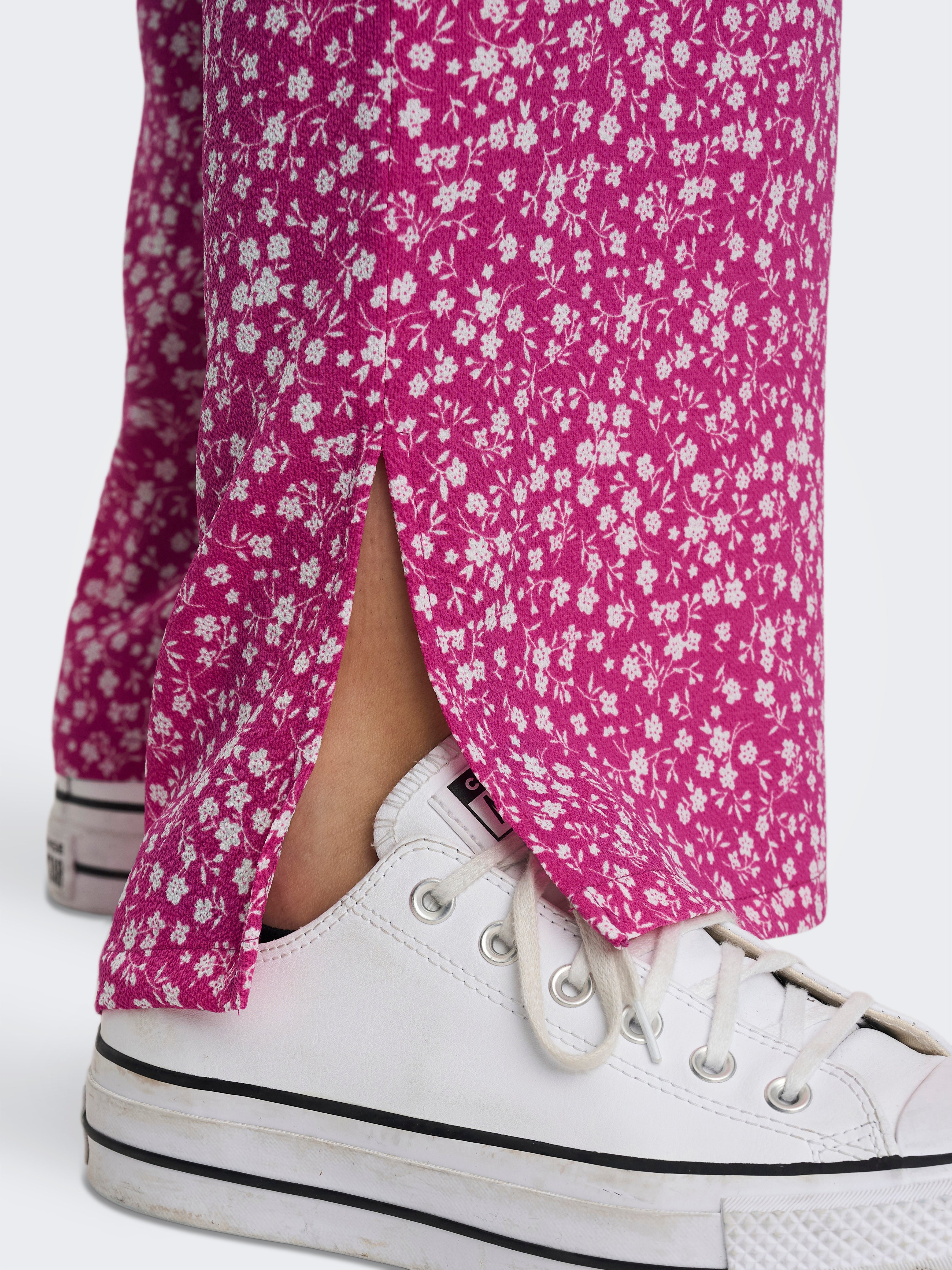 ONLNOVA Locker geschnitten Klassische Hose Very Berry