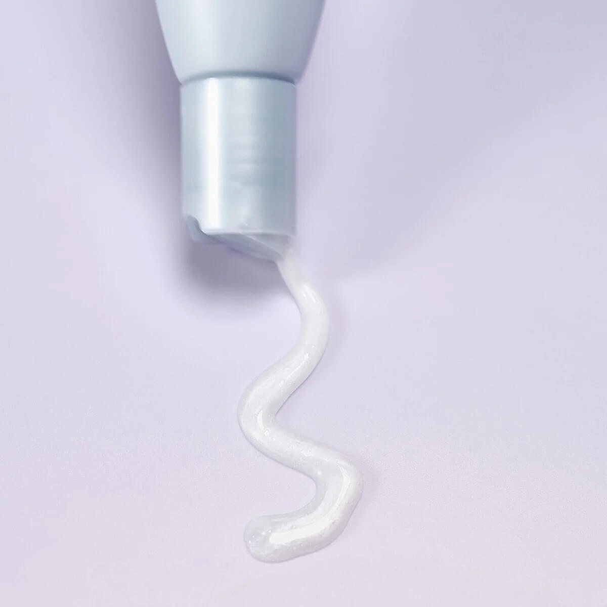 RENU Volumizing Shampoo