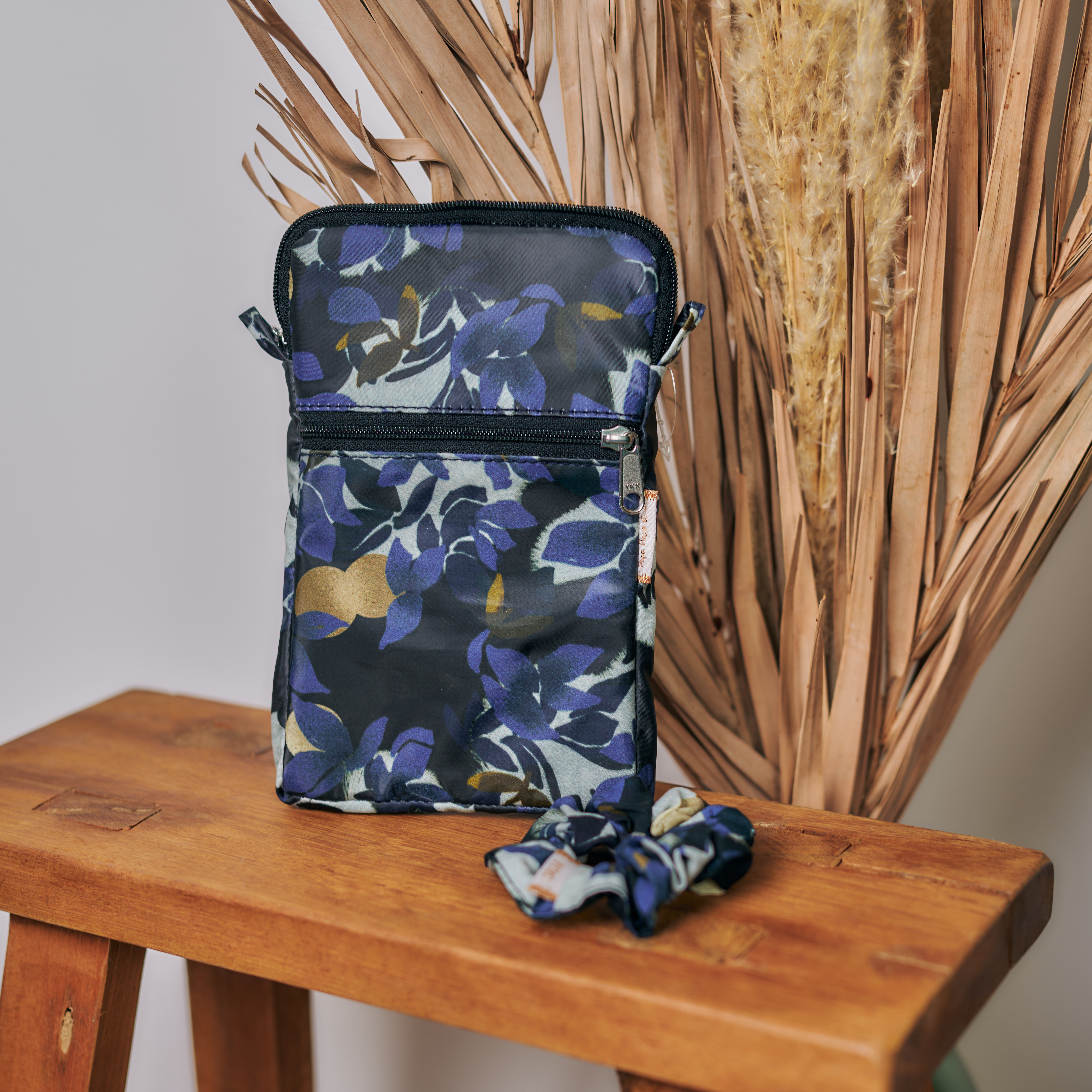 Pochette Téléphone Matelassée Flocon Doré