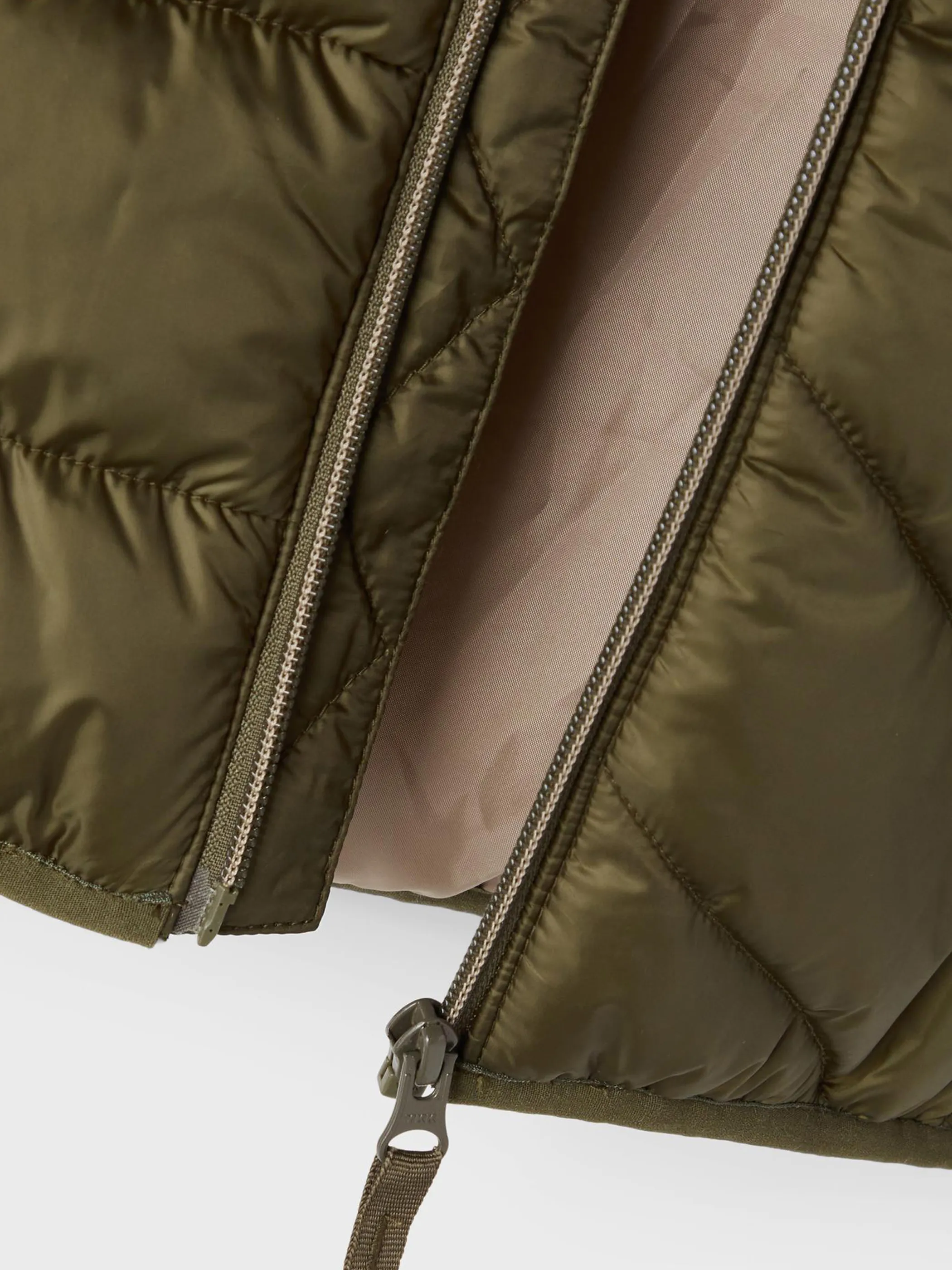 Jungen Steppjacke mit abnehmbarer Kapuze