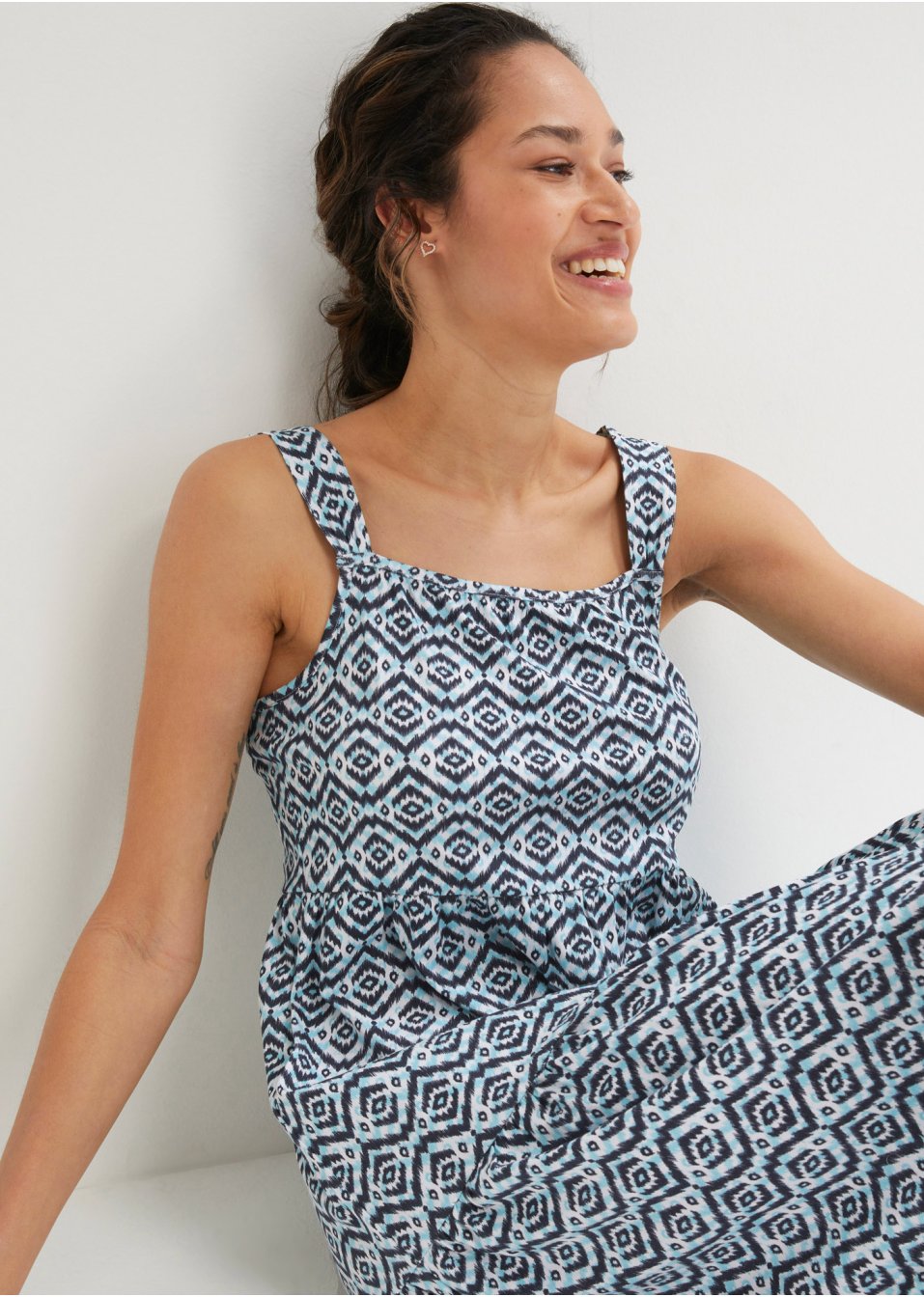 Robe midi en coton avec volants