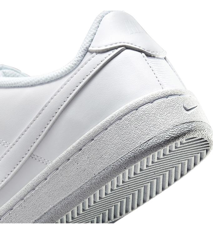 Nike Women Court Royale 2 Better ESS Sneakers