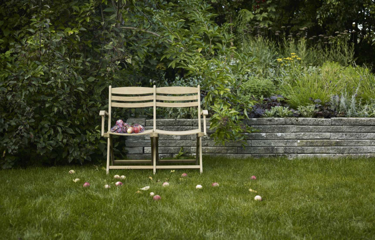 Fritz Hansen Selandia 2-zits tuinstoel