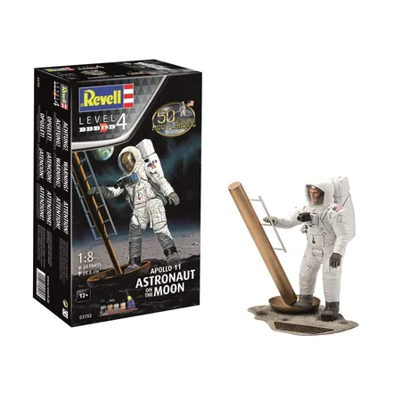 Revell Apollo 11 Astronaut on the Moon