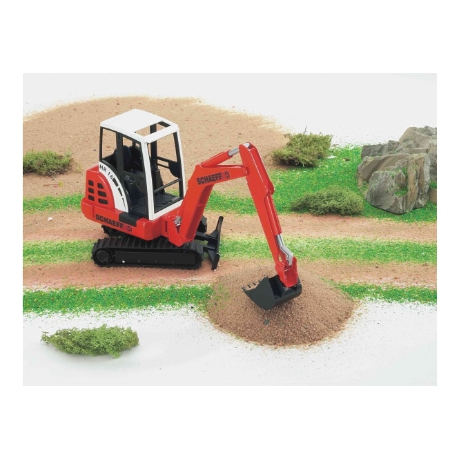 BRUDER 2432 Schaeff Mini Bagger HR16