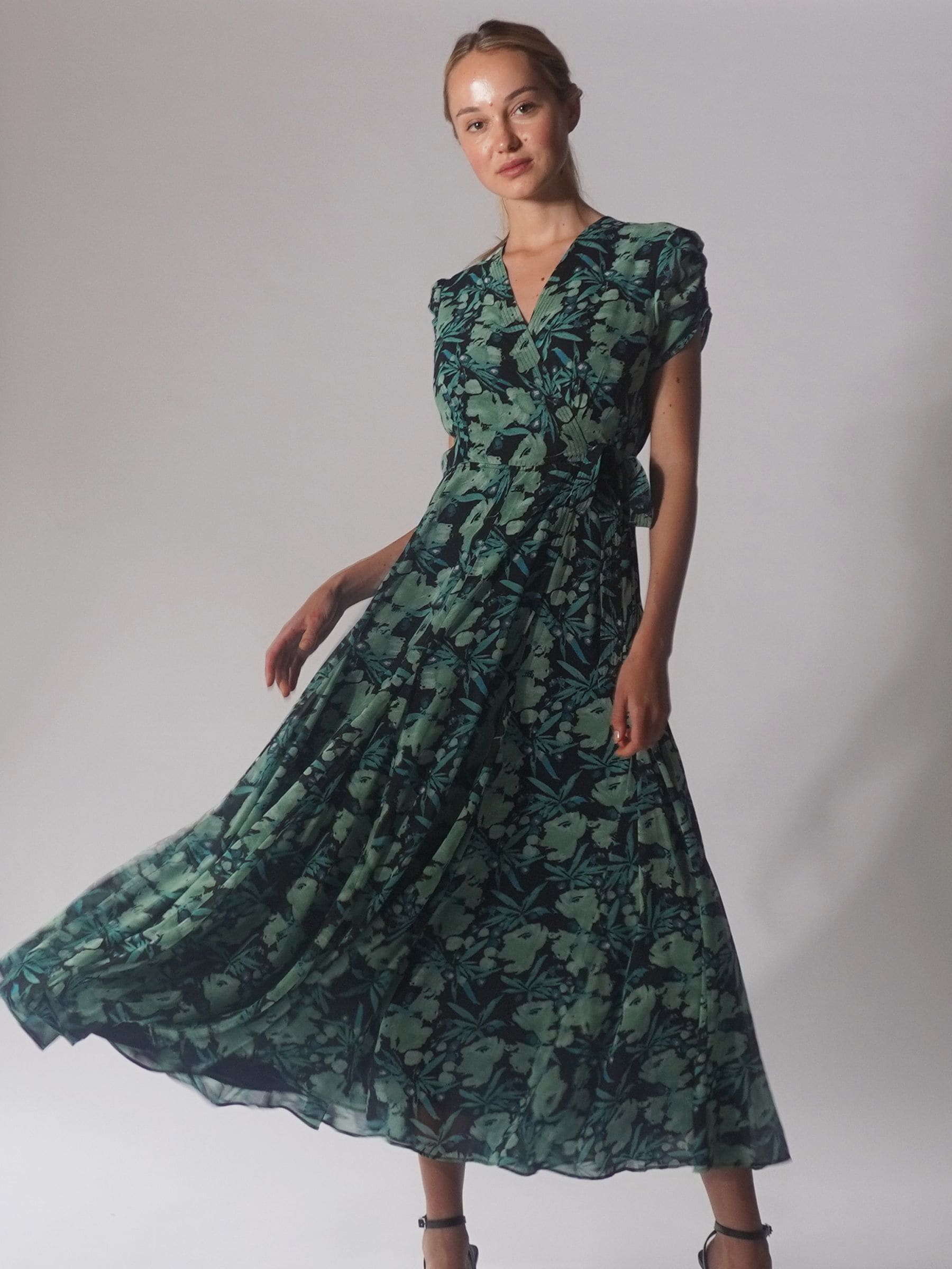 Groen - Religion Delight Wrap Dress With Full Skirt