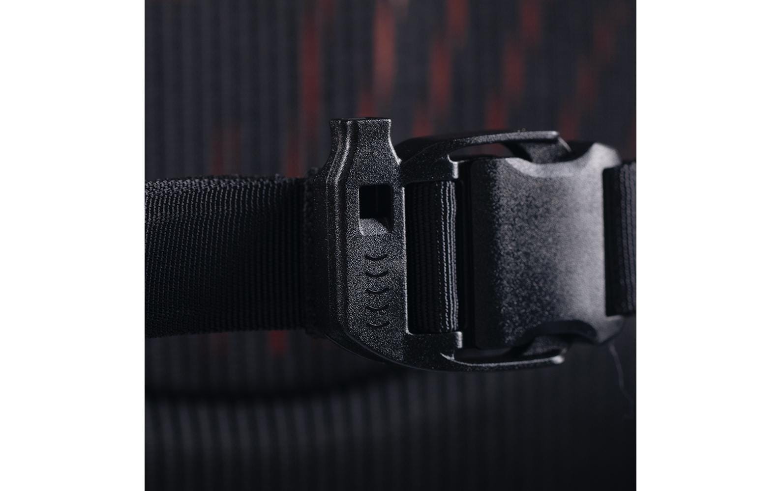 Fotorucksack OnePro Flex + Camera Insert M 40 L, Space Black<br>Stylischer Kamerarucksack