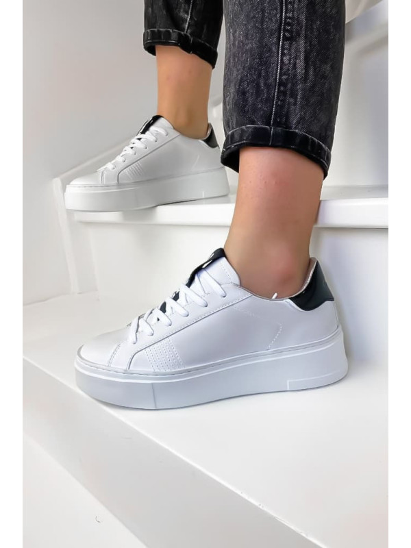 Sneakers WEIGHTLESS LOW TOP White - Crime London