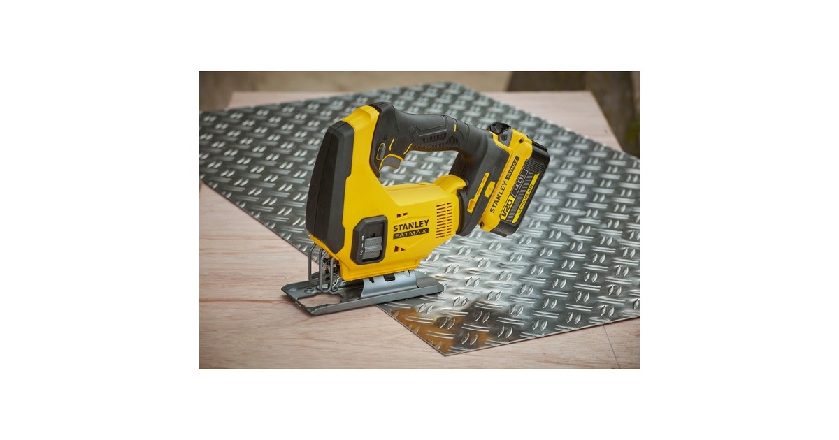 StanleyFATMAX V20 18V Decoupeerzaag  (Geel/zwart, Koffer, 2 accu's (2.0Ah) en oplader (4A) inbegrepen)