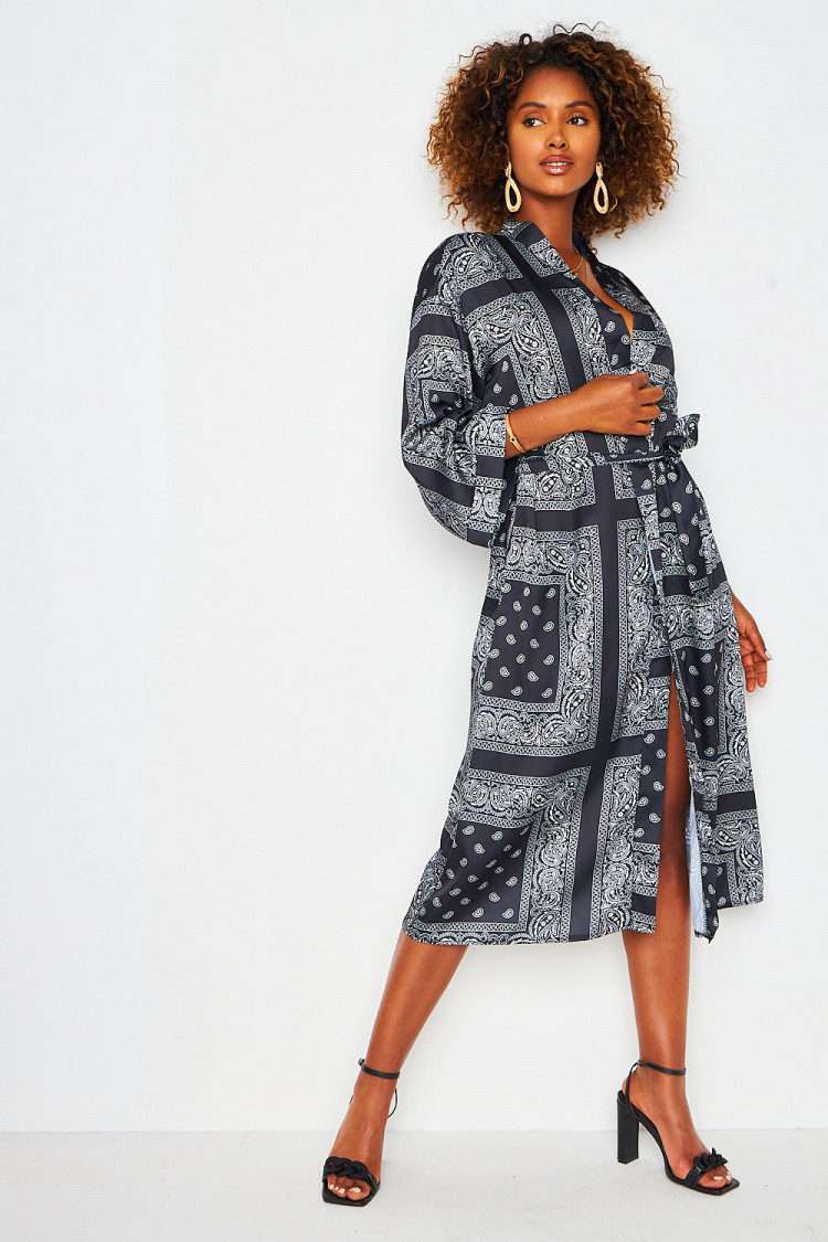 Kimono ceinturé noir imprimé foulard