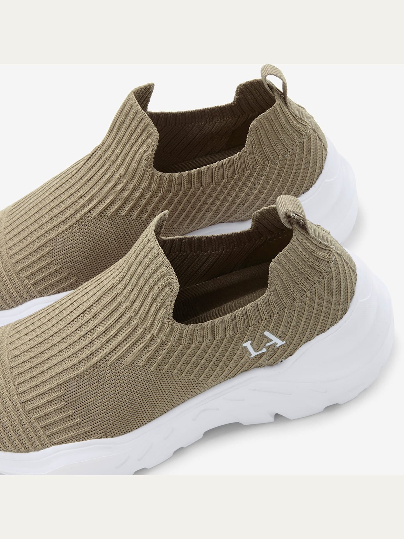 Baskets très légères et confortables avec semelle chunky tendance
