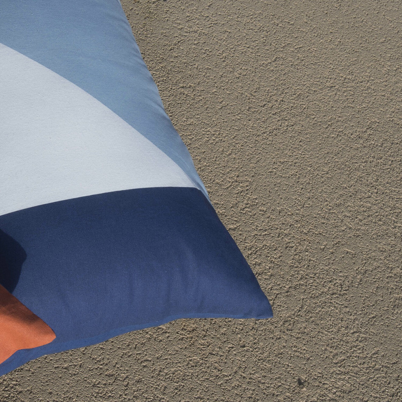 Febronie Housse de coussin d'extérieur Colorblock bleue - 60x40 cm