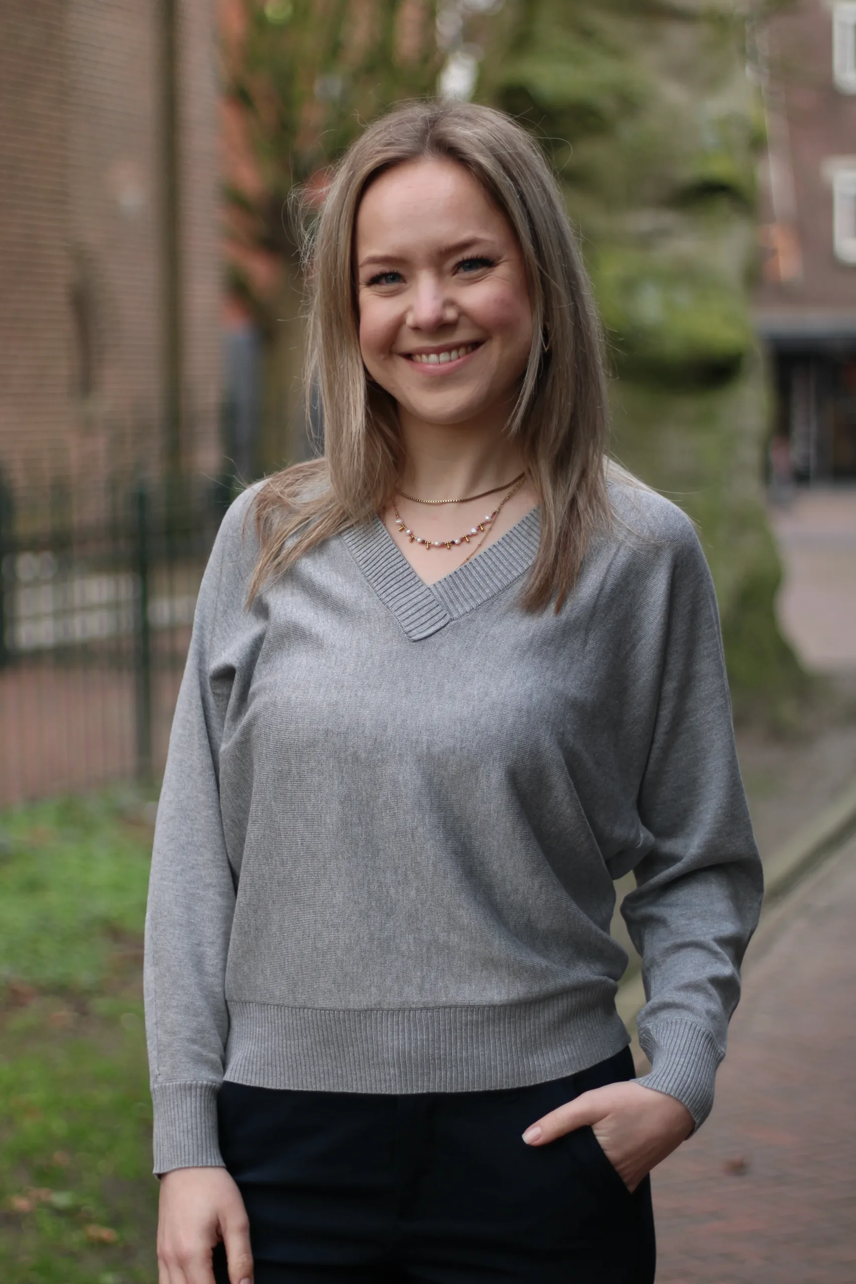 Culture - Annemarie V-Neck Pullover - Light Grey Melange