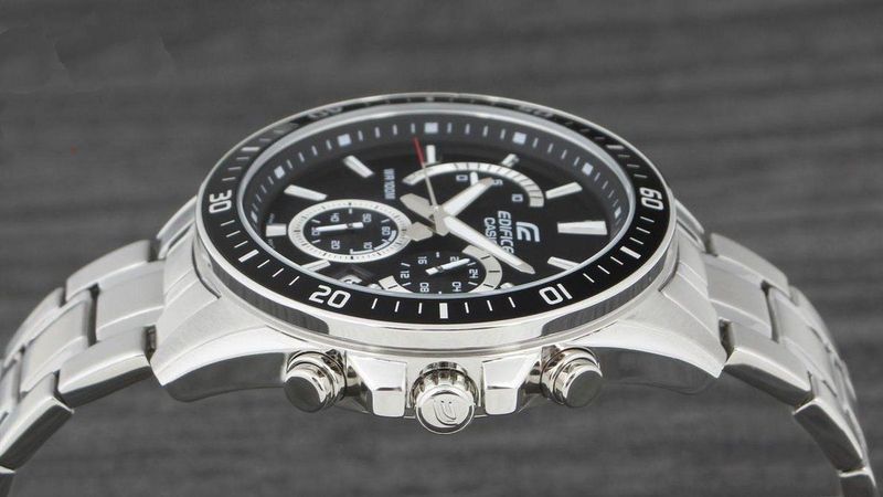 Casio Edifice EFR 552D 1AVUEF Herenhorloge 45 Zilverkleurig
