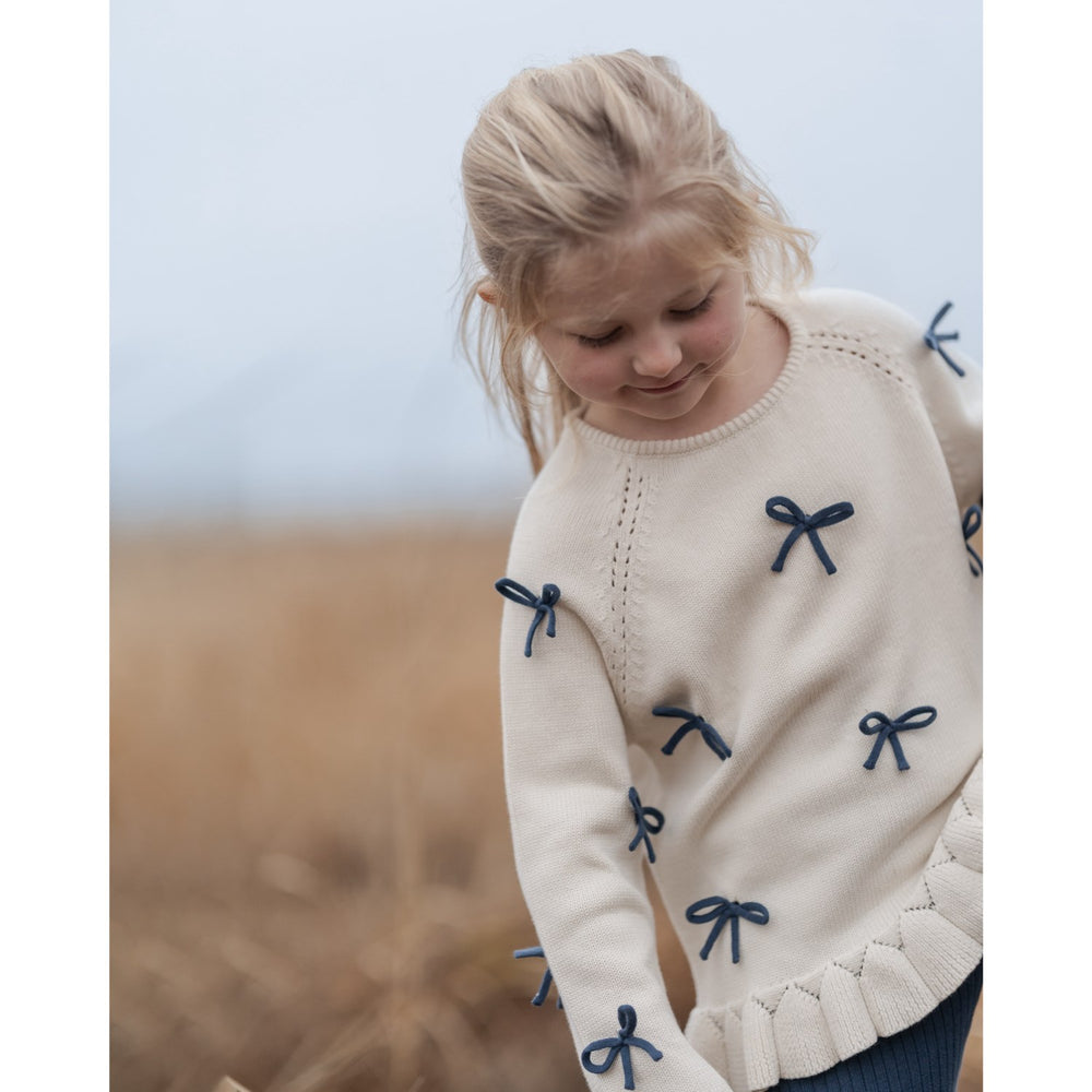 Køb Hanevild Ivory More Bows Sweater
