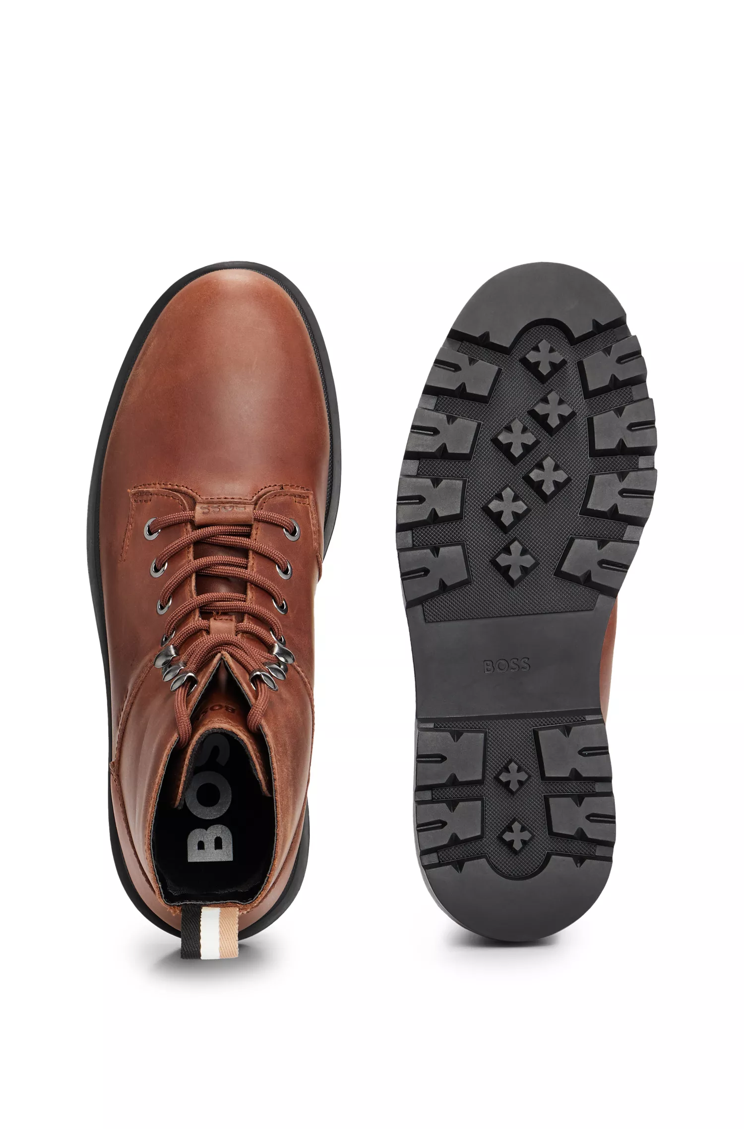 Botas BOSS Black-Half em couro pull-up com logotipo em relevo