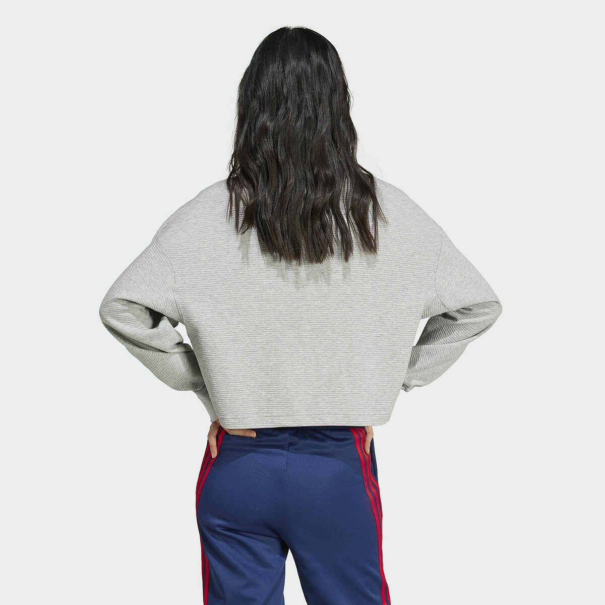 ADIDAS SPORTSWEAR<br>Moletom All Season, gola V, efeito canelado