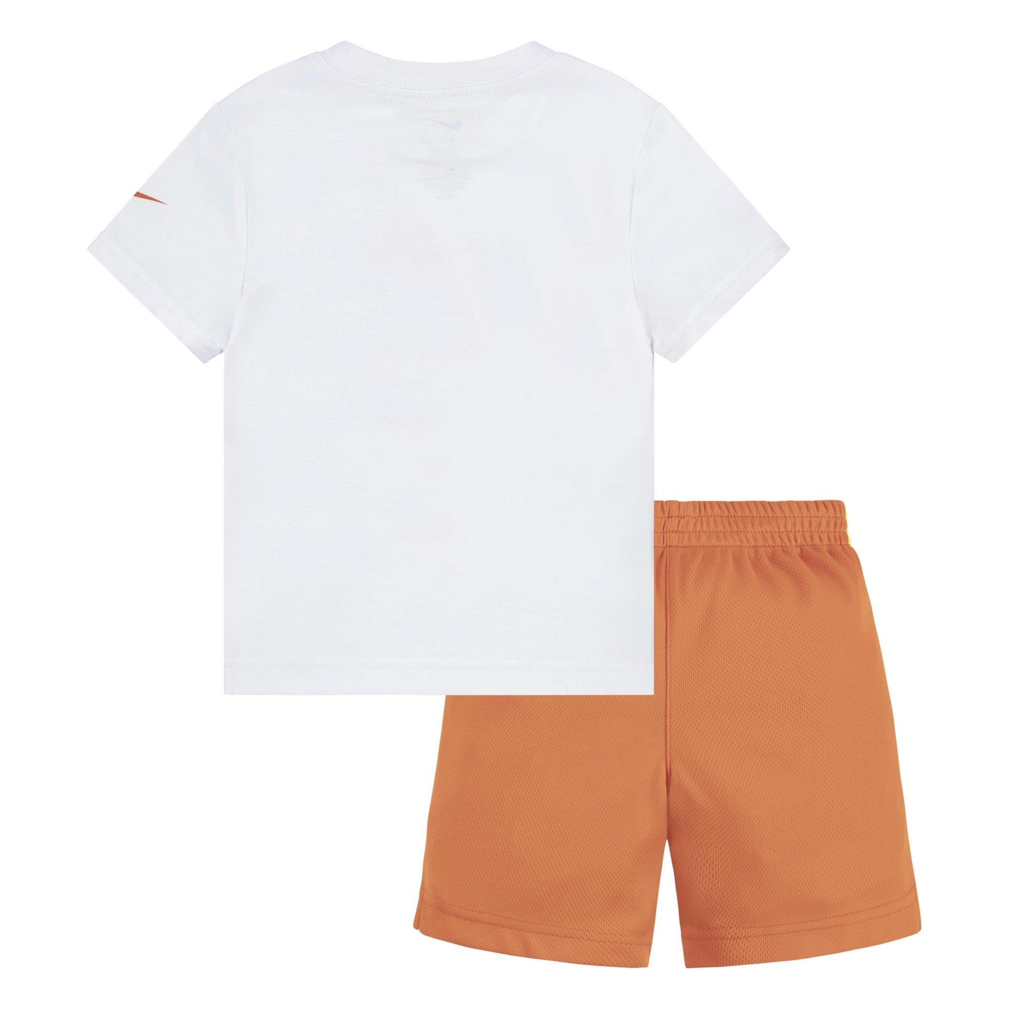 Nike T Shirt and Shorts Set Infants