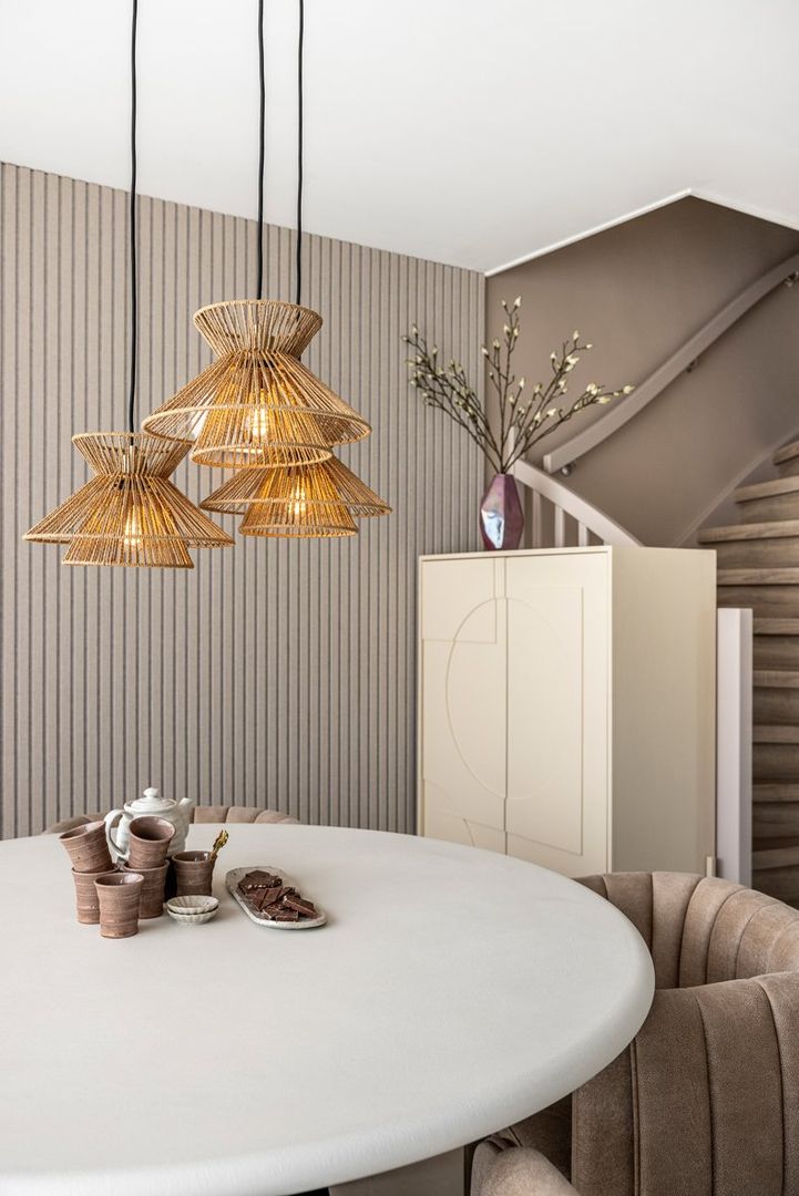 XOOON   Lund Cone Rond Eettafel