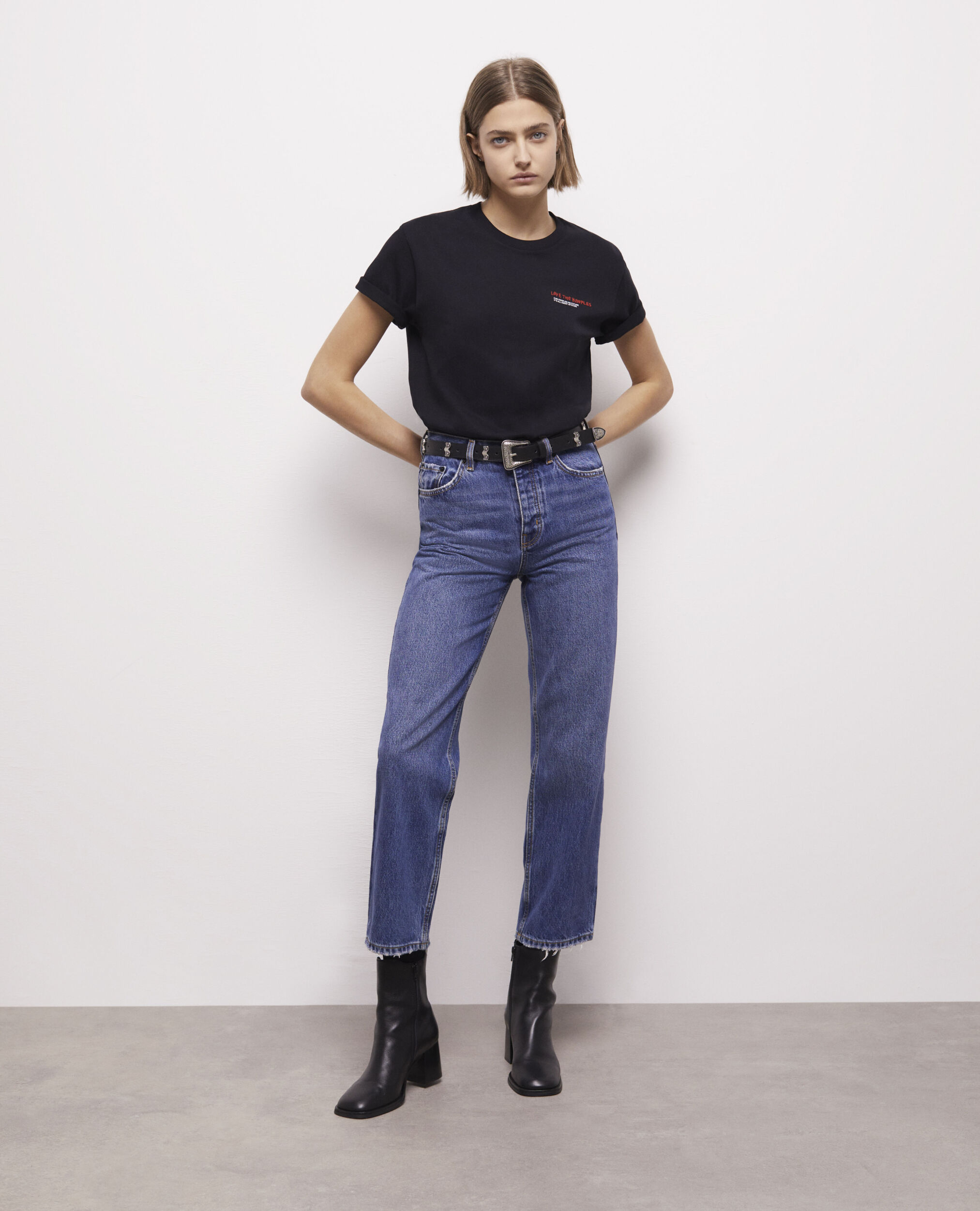 Jean droit bleu