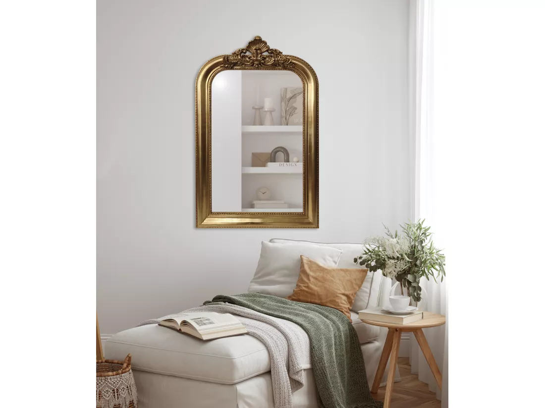 Miroir doré avec fronton 66x110cm