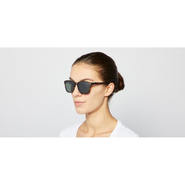 SFS272_Lunettes lifestyle IZIPIZI #SUN