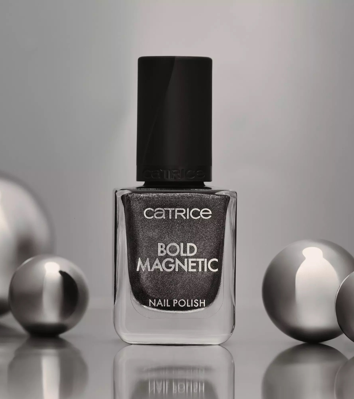 Catrice - Esmalte magnético Bold Magnetic - 040: Caught In Your Orbit