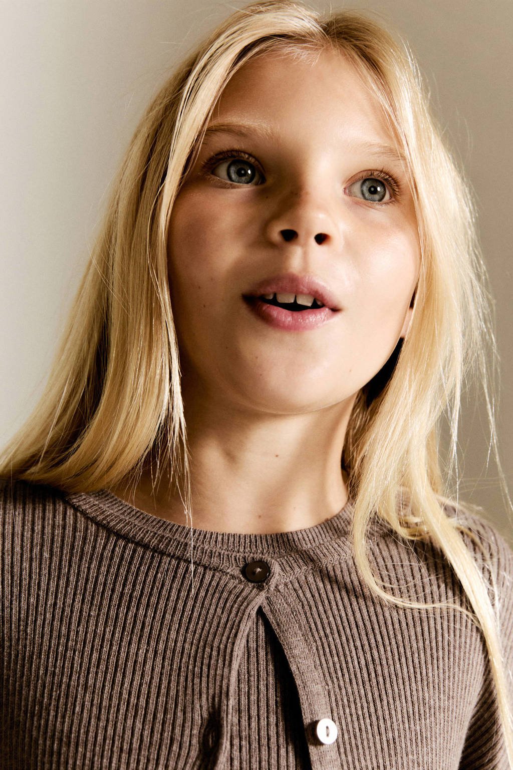 Mango Kids vest bruin rib gebreid