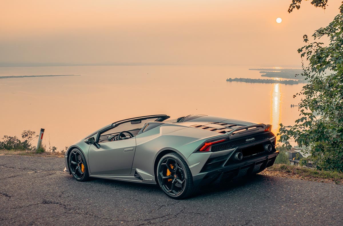 Lamborghini Huracan Evo Spyder fahren Widnau (12 Std.)