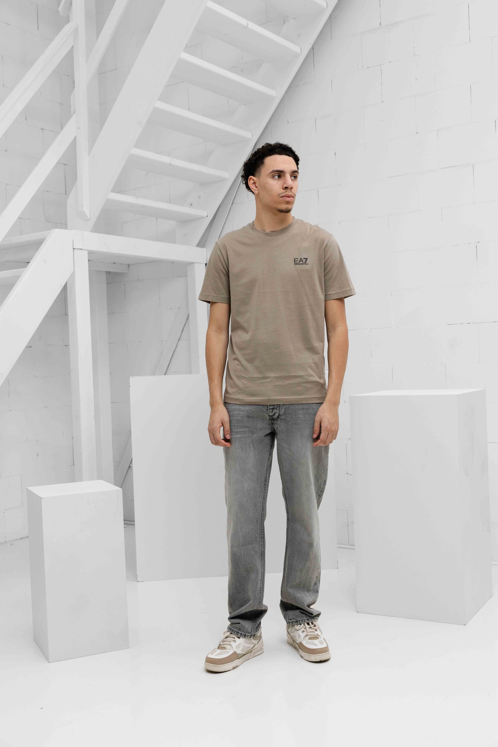 EA7 Emporio Armani 7M001327 T-Shirt Heren Beige