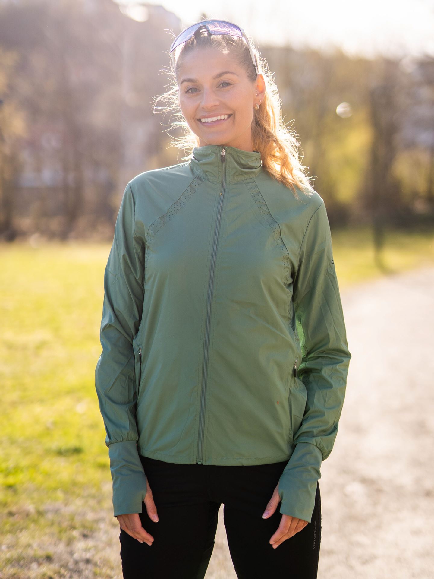 Essence Wind Jacket