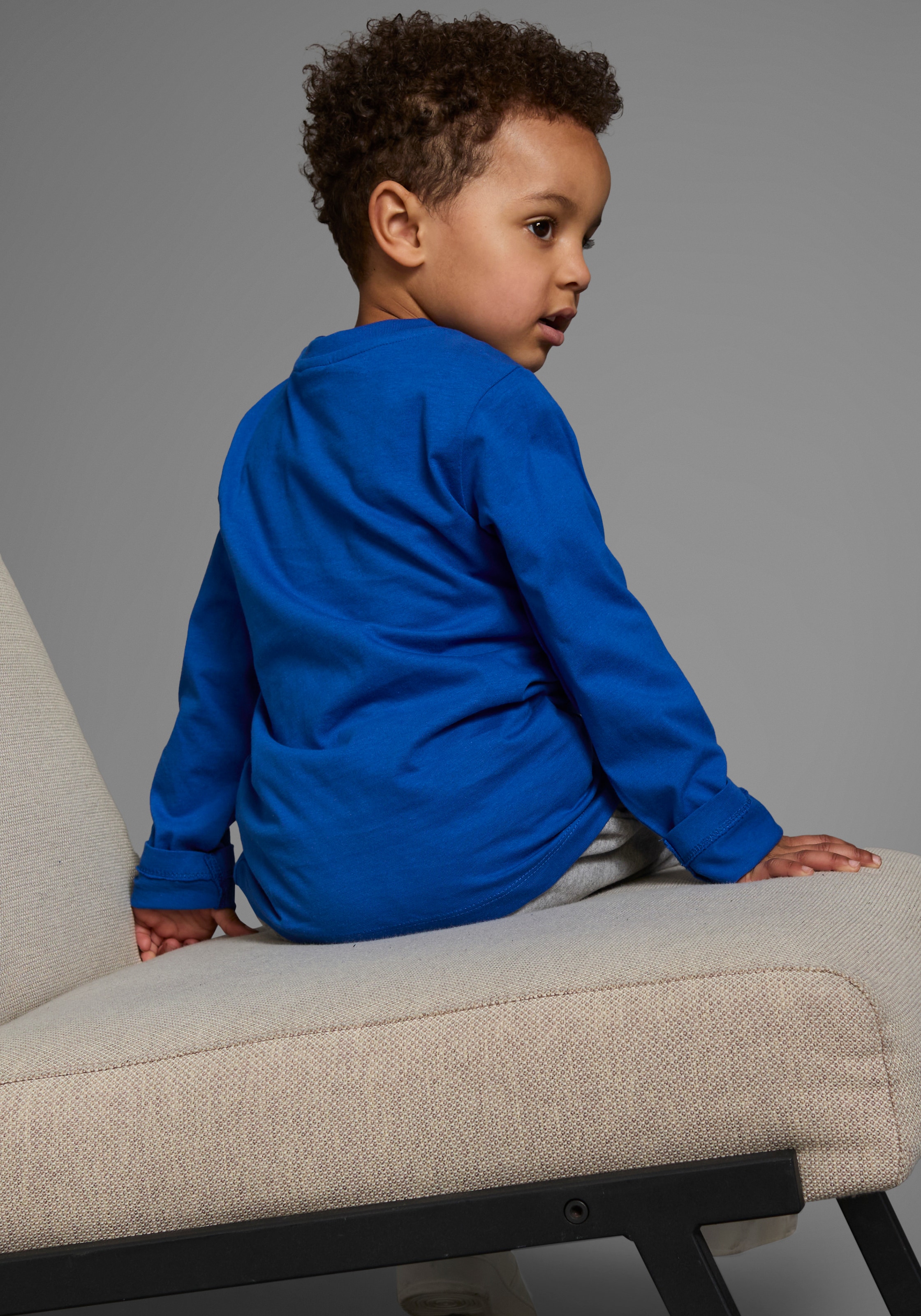 KIDSWORLD Langarmshirt »Mit Feuerwehr-Druck: ACHTUNG LÖSCHEINSATZ«, Langarm,  Basic-Passform,  bedruckt,  Rundhalsausschnitt